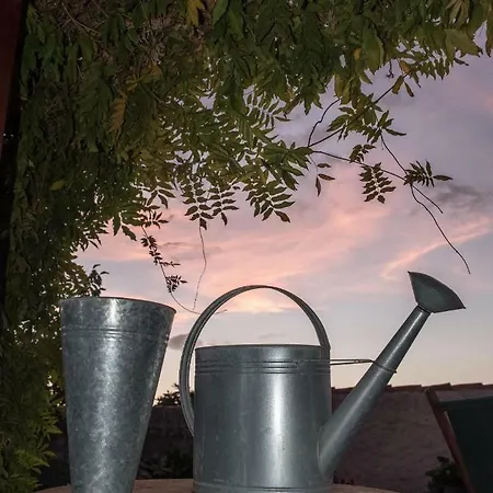 Casa Leandra Con Jacuzzi בית נופש